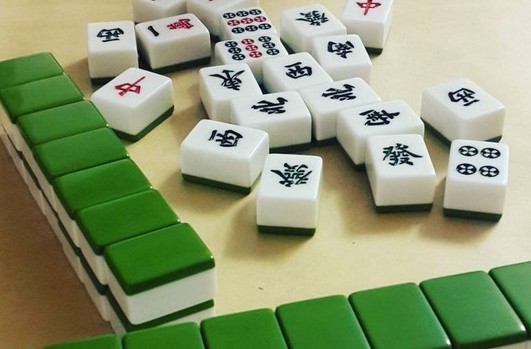 今天打麻将财神方位2022年11月25日推荐
