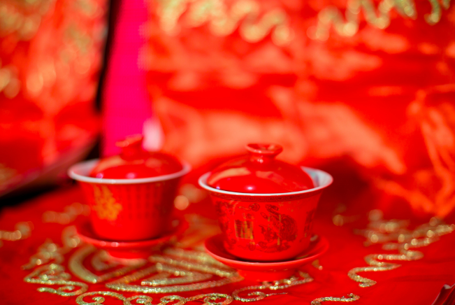 结婚吉日冲父母属相好不好 结婚日子冲父母要紧吗