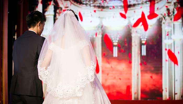 为什么二婚都不办婚礼 二婚举办婚礼还是不举办